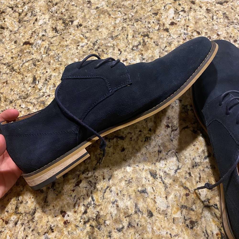 Mens size 12 navy shoes